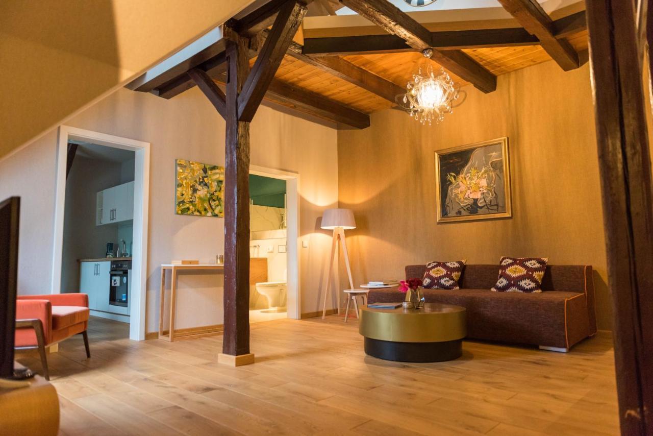 Apartmenthaus Am Dom Junior Suite Mit Parkplatz 茨维考 外观 照片