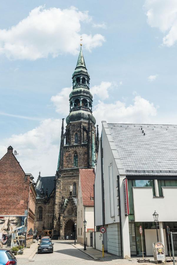 Apartmenthaus Am Dom Junior Suite Mit Parkplatz 茨维考 外观 照片