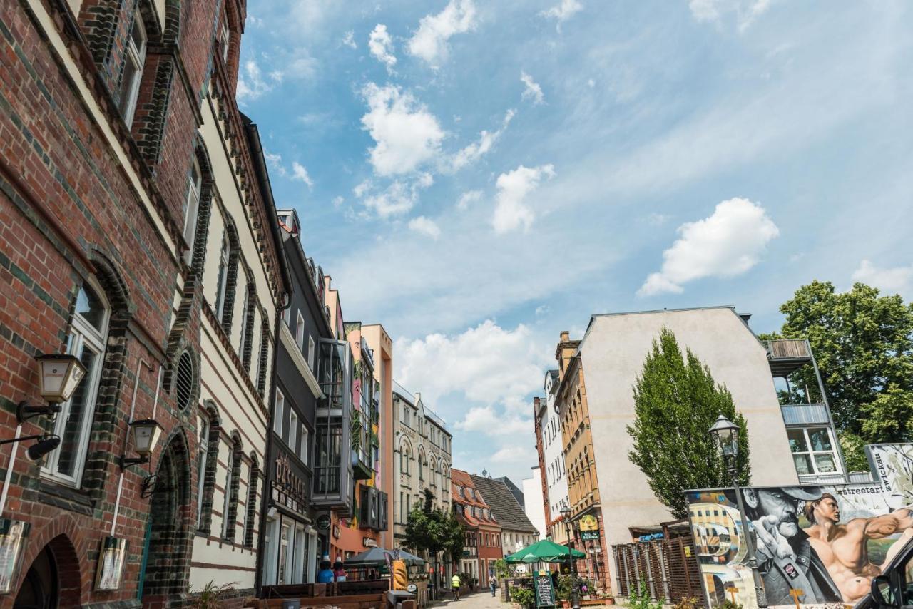 Apartmenthaus Am Dom Junior Suite Mit Parkplatz 茨维考 外观 照片